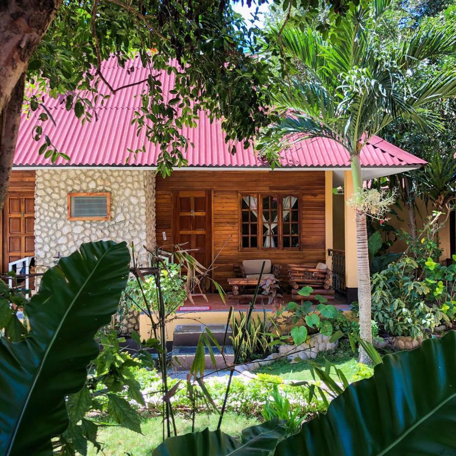 Tipolo Beach Resort Moalboal Bagian luar foto