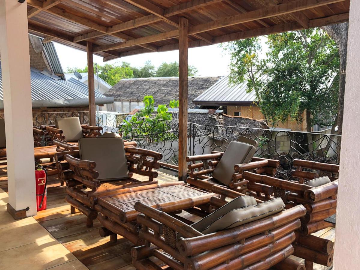 Tipolo Beach Resort Moalboal Bagian luar foto