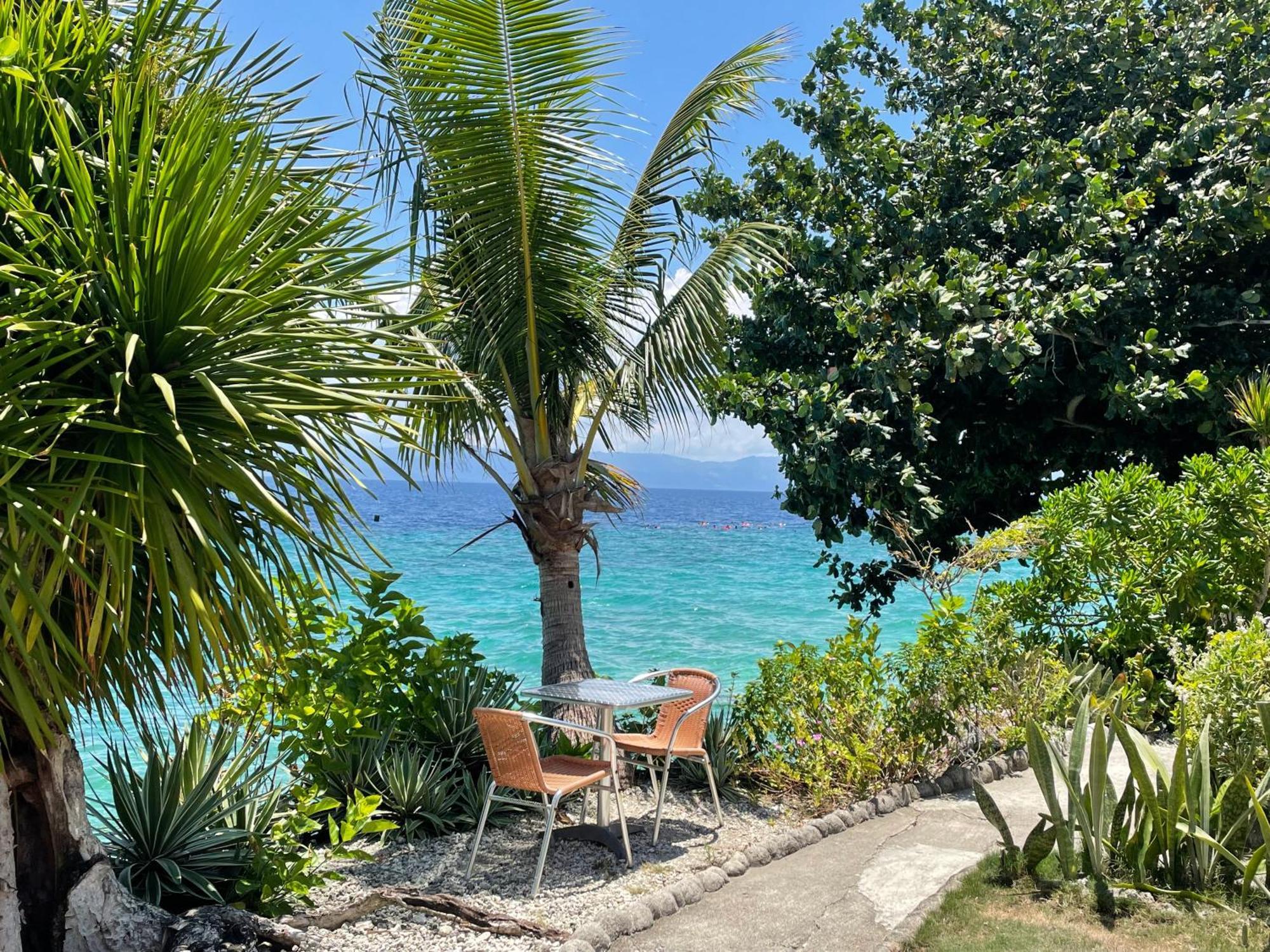 Tipolo Beach Resort Moalboal Bagian luar foto