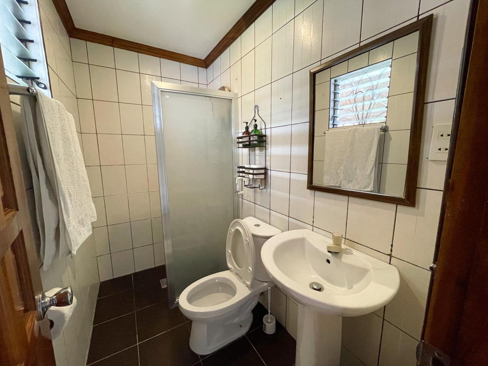 Tipolo Beach Resort Moalboal Bagian luar foto